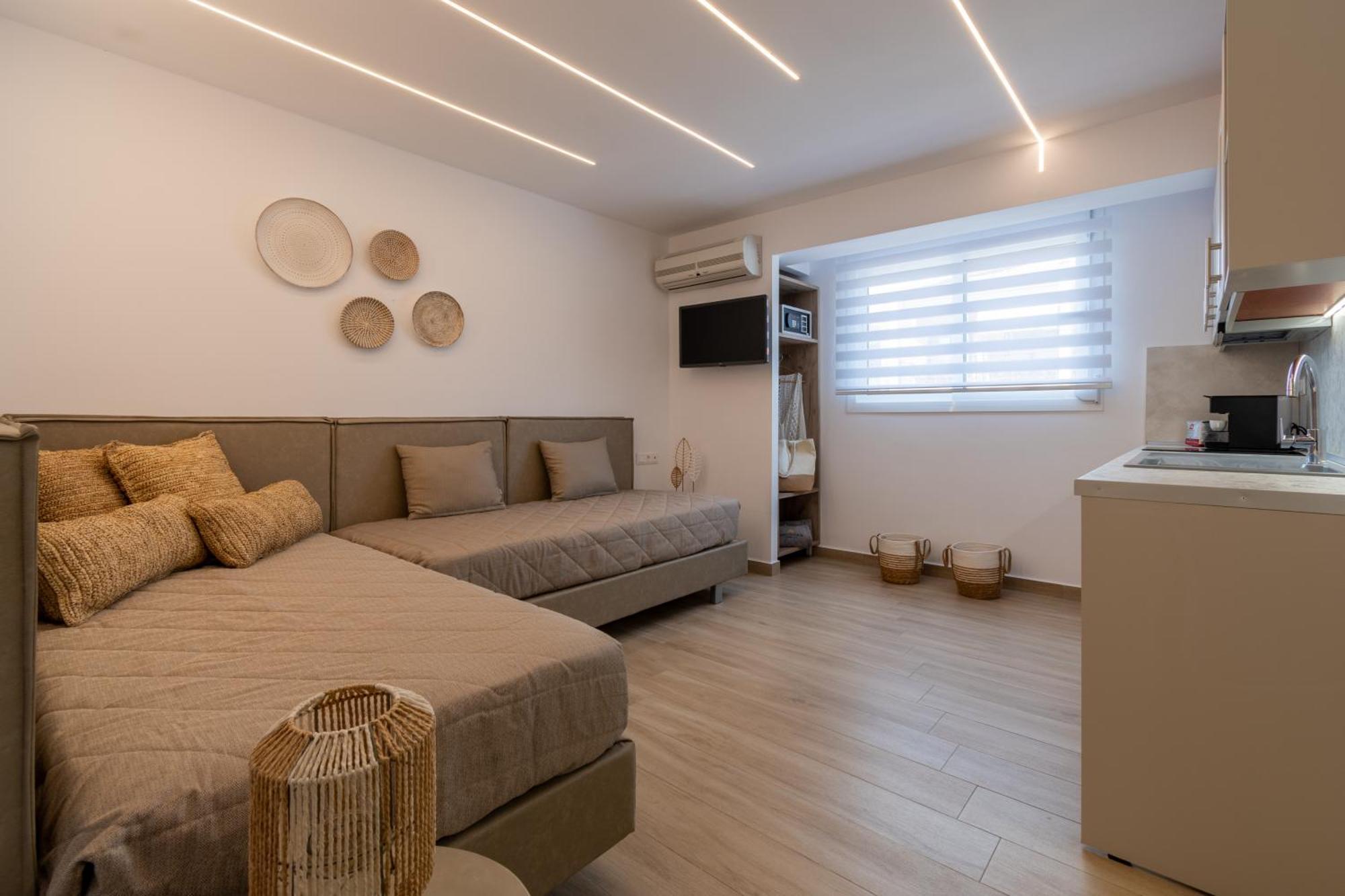 Hotel Agni On The Beach 사르티 외부 사진